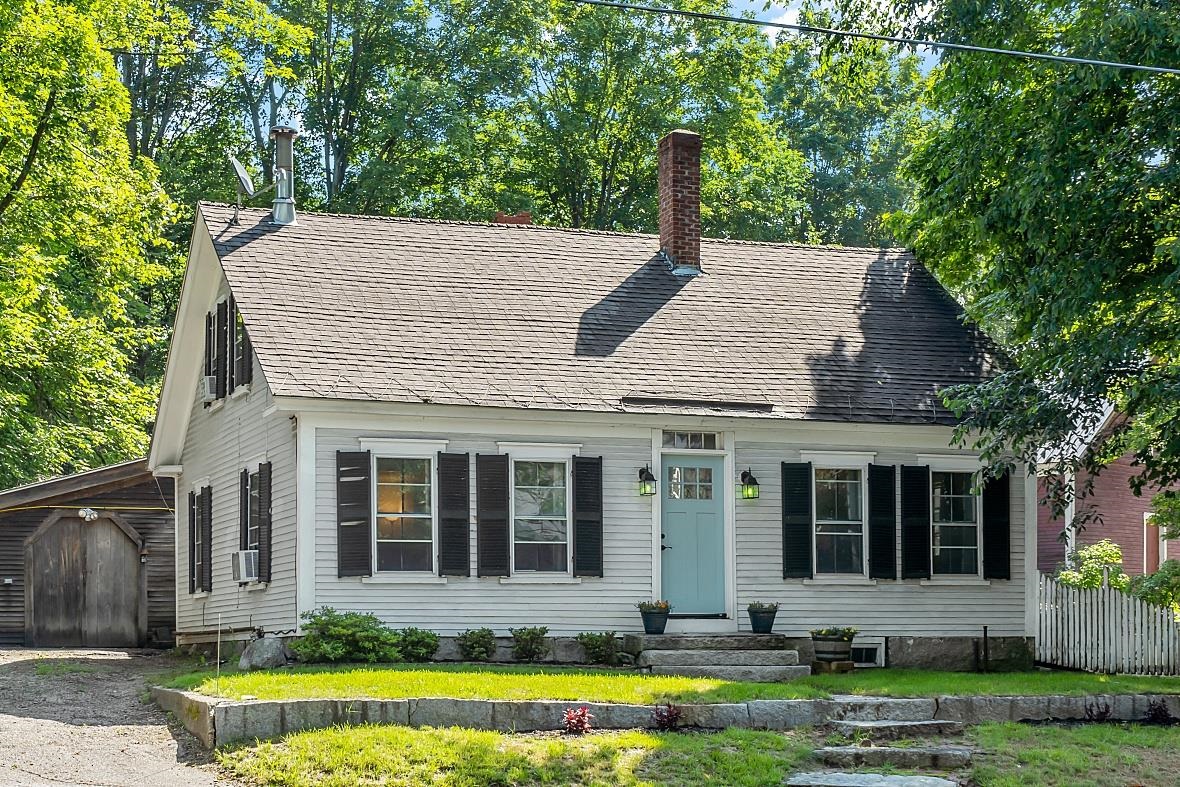 39 Park St, Henniker, NH 03242 MLS 4960201 Coldwell Banker