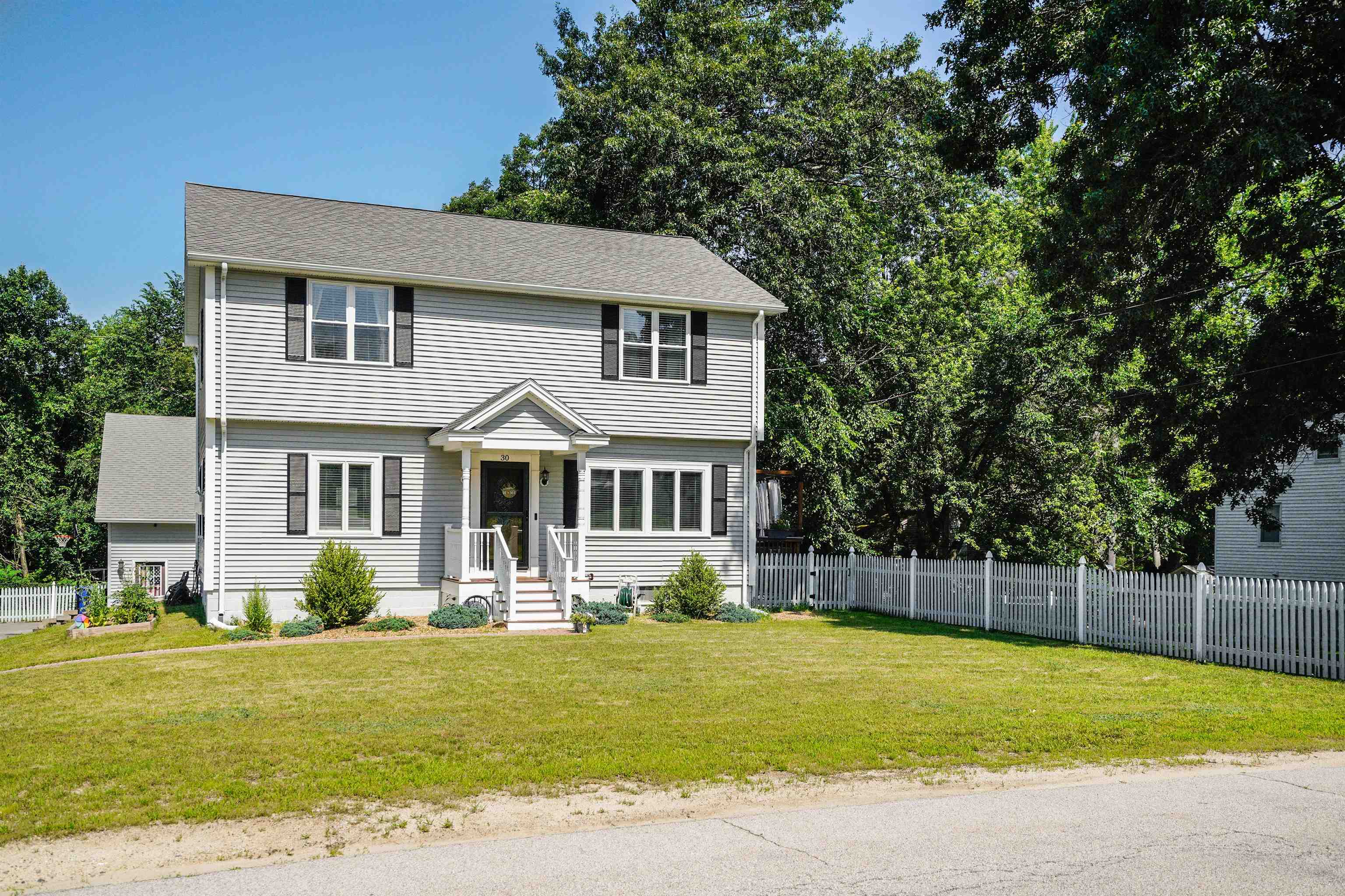 30 Adelaide St, Hudson, NH 03051 MLS 4960458 Coldwell Banker