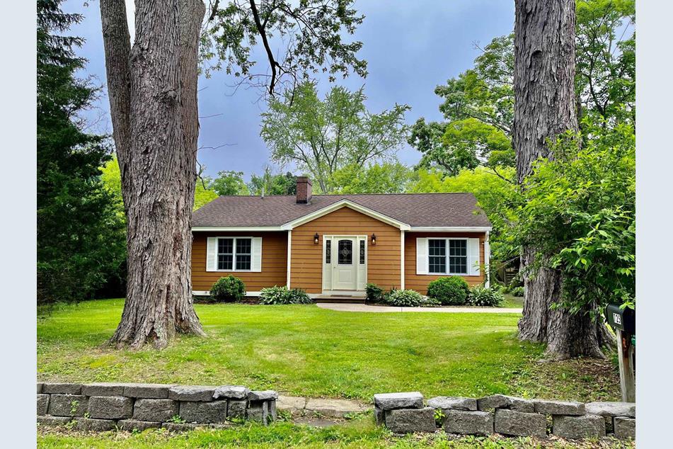 725 Main St, Eliot, ME 03903 MLS 4962624 Coldwell Banker