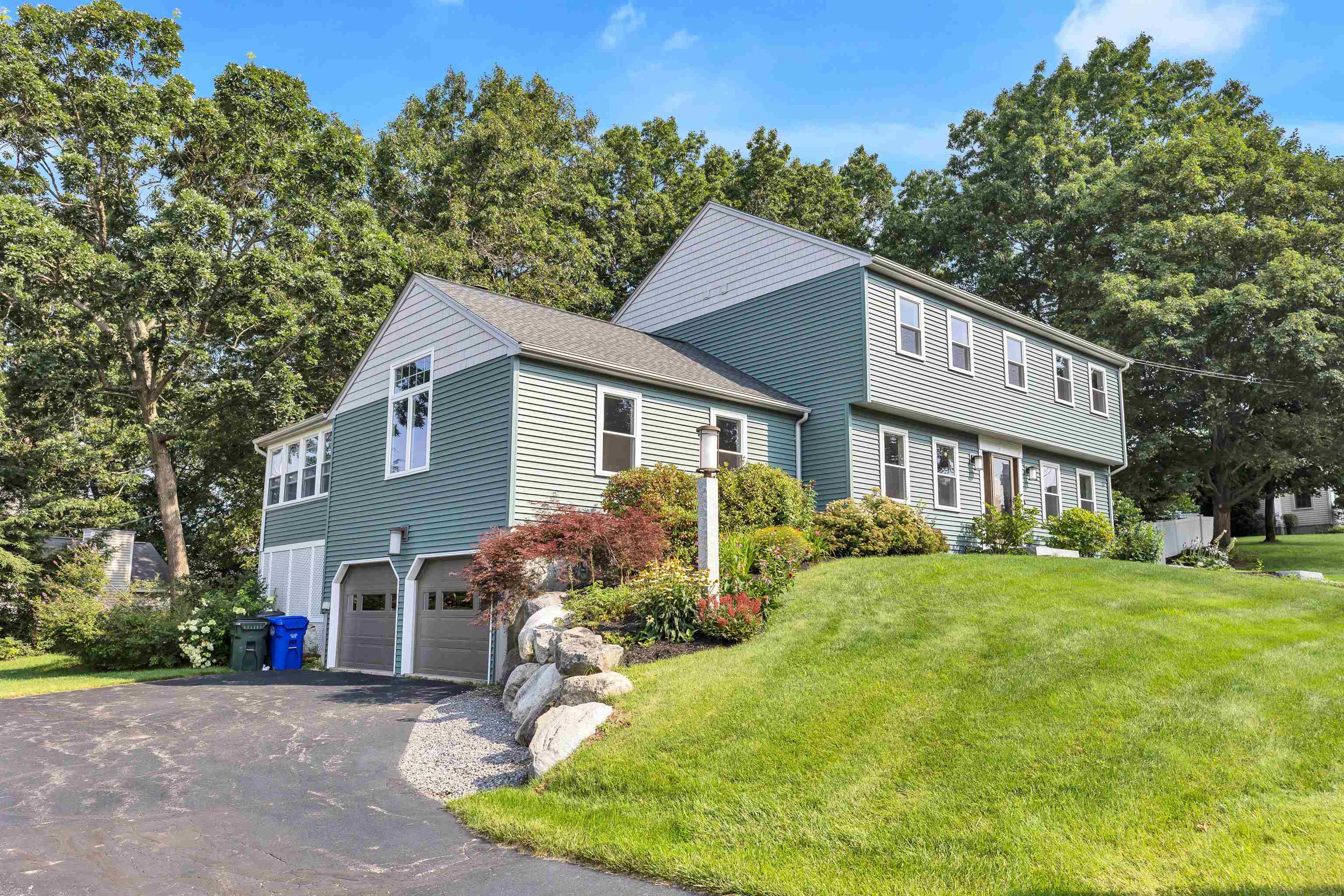 390 Currier Dr, Manchester, NH 03104 MLS 4962898 Coldwell Banker