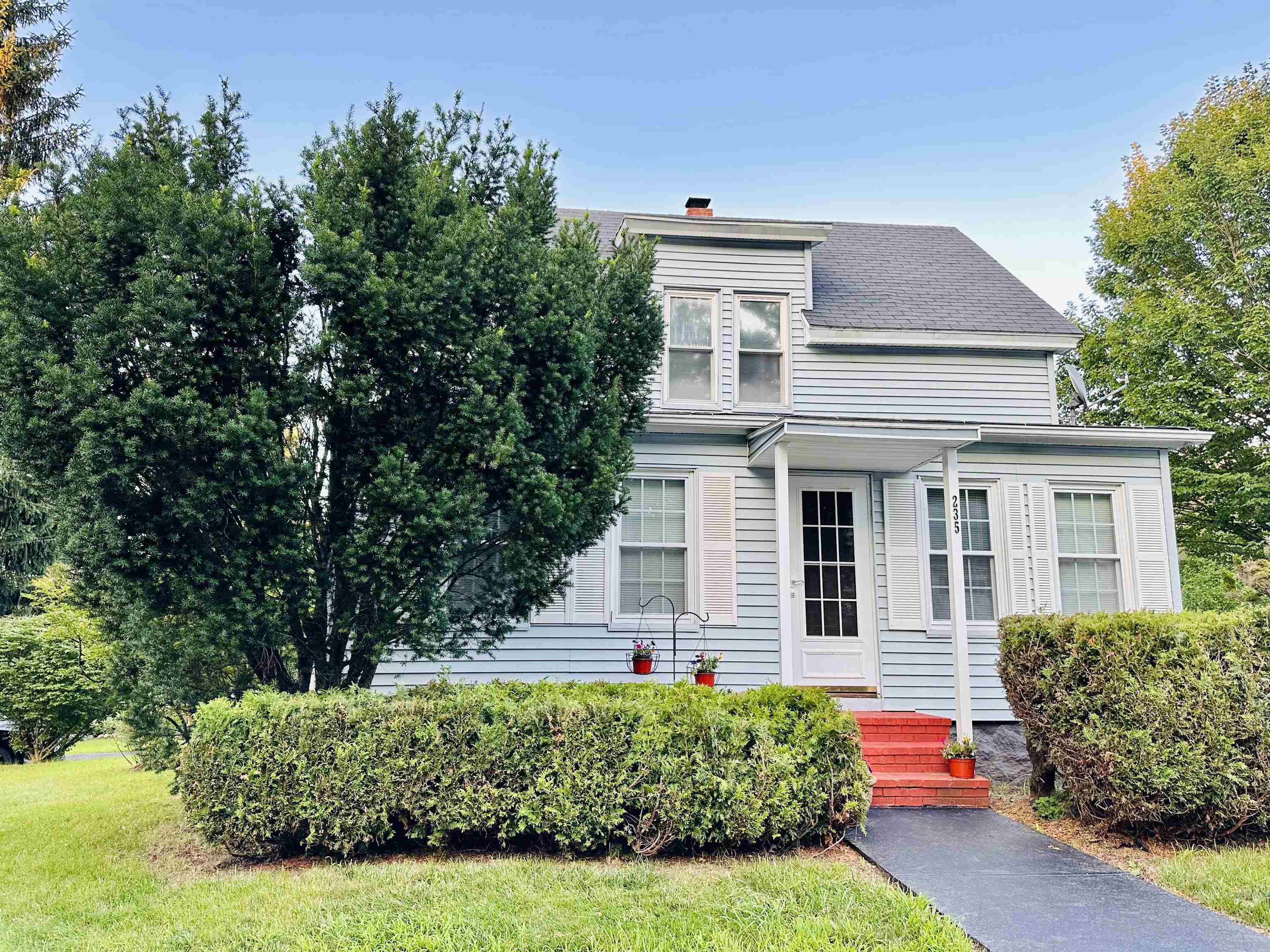 235 Beaver St, Manchester, NH 03104 MLS 4963732 Coldwell Banker