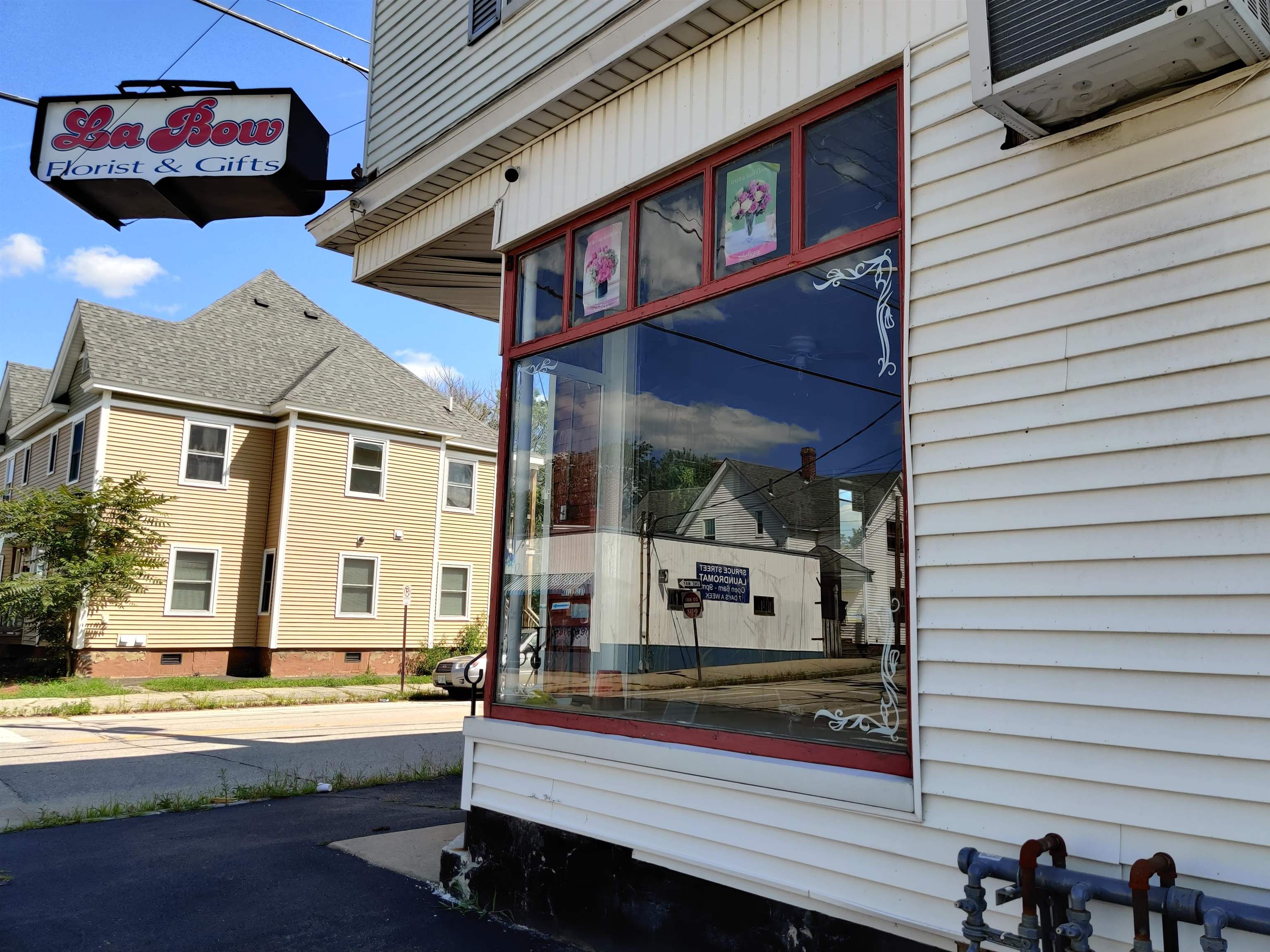 180 Woodbury St Manchester Nh - m1a3slq