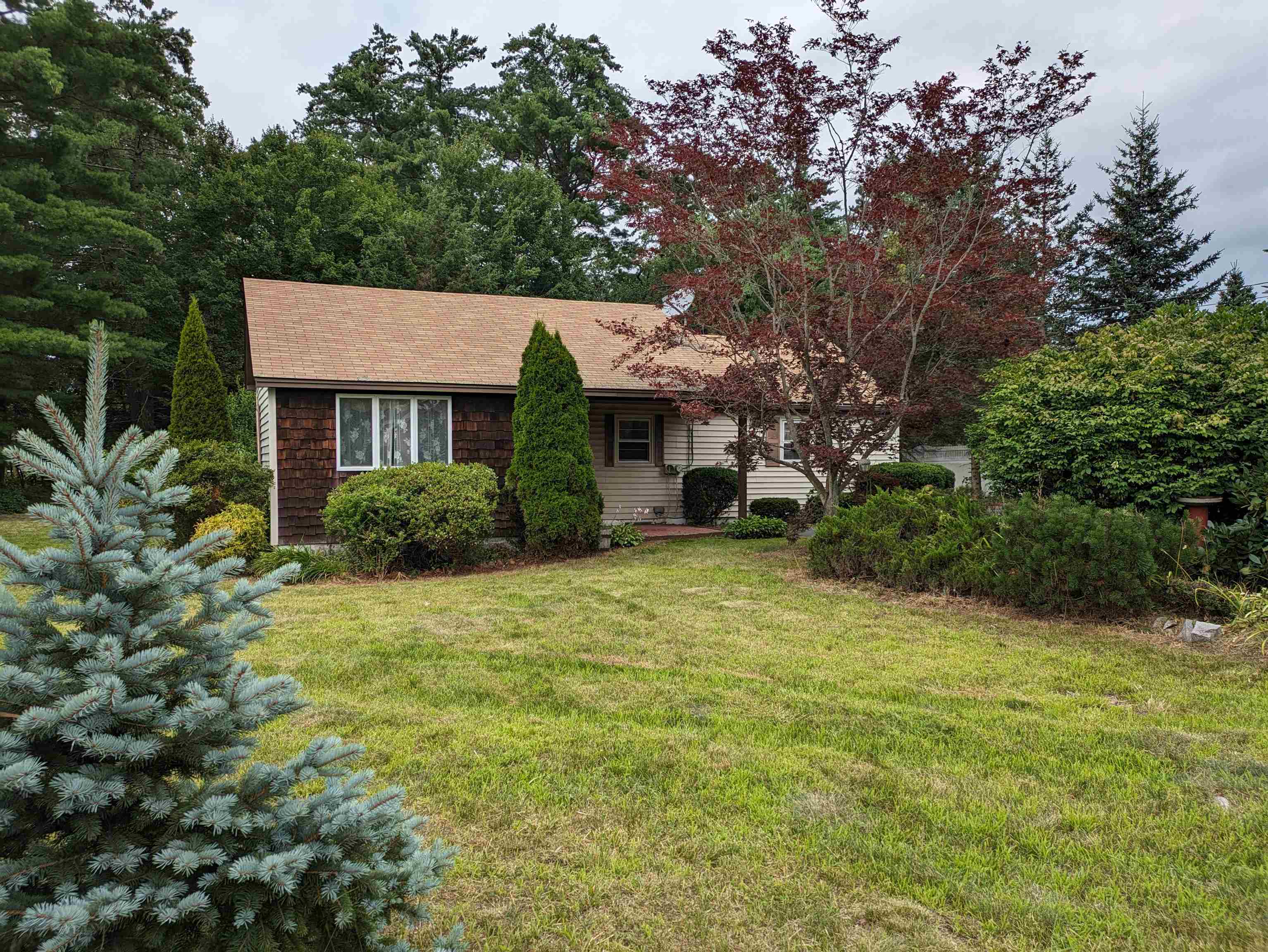 18 Hunt St, Hooksett, NH 03106 MLS 4965563 Coldwell Banker