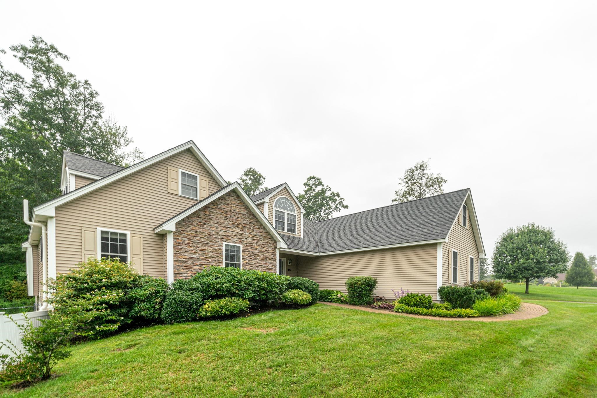 47 Glastombury Dr, Sandown, NH 03873 MLS 4965865 Coldwell Banker