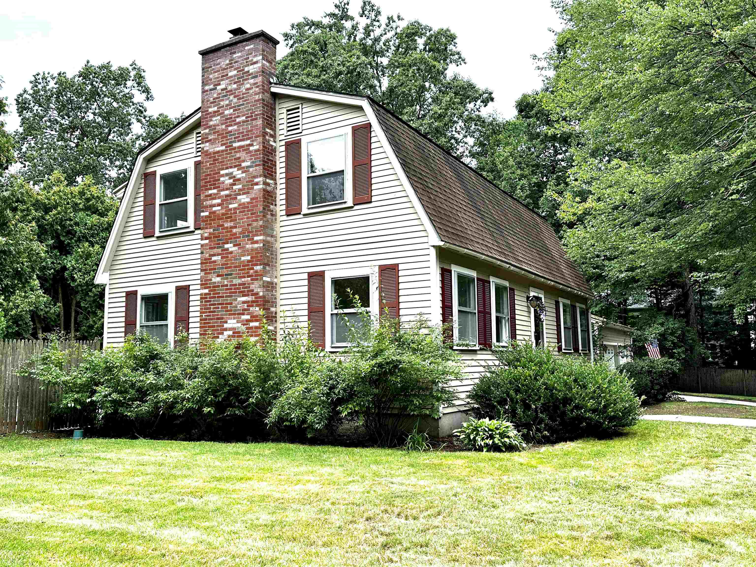 52 Tinker Rd, Nashua, NH 03064 MLS 4966243 Coldwell Banker