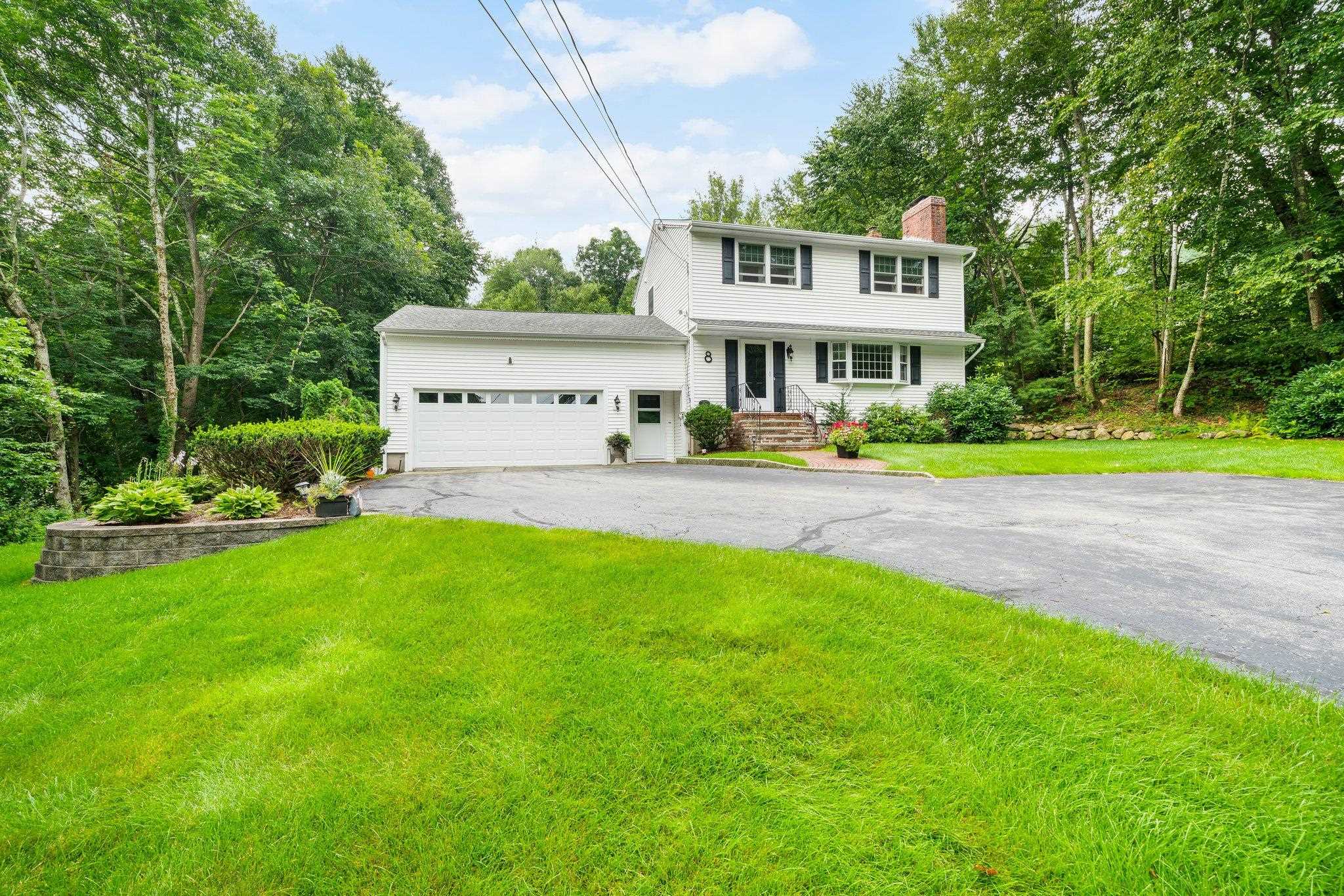 8 Linwood Way, Bedford, NH 03110 MLS 4966713 Coldwell Banker