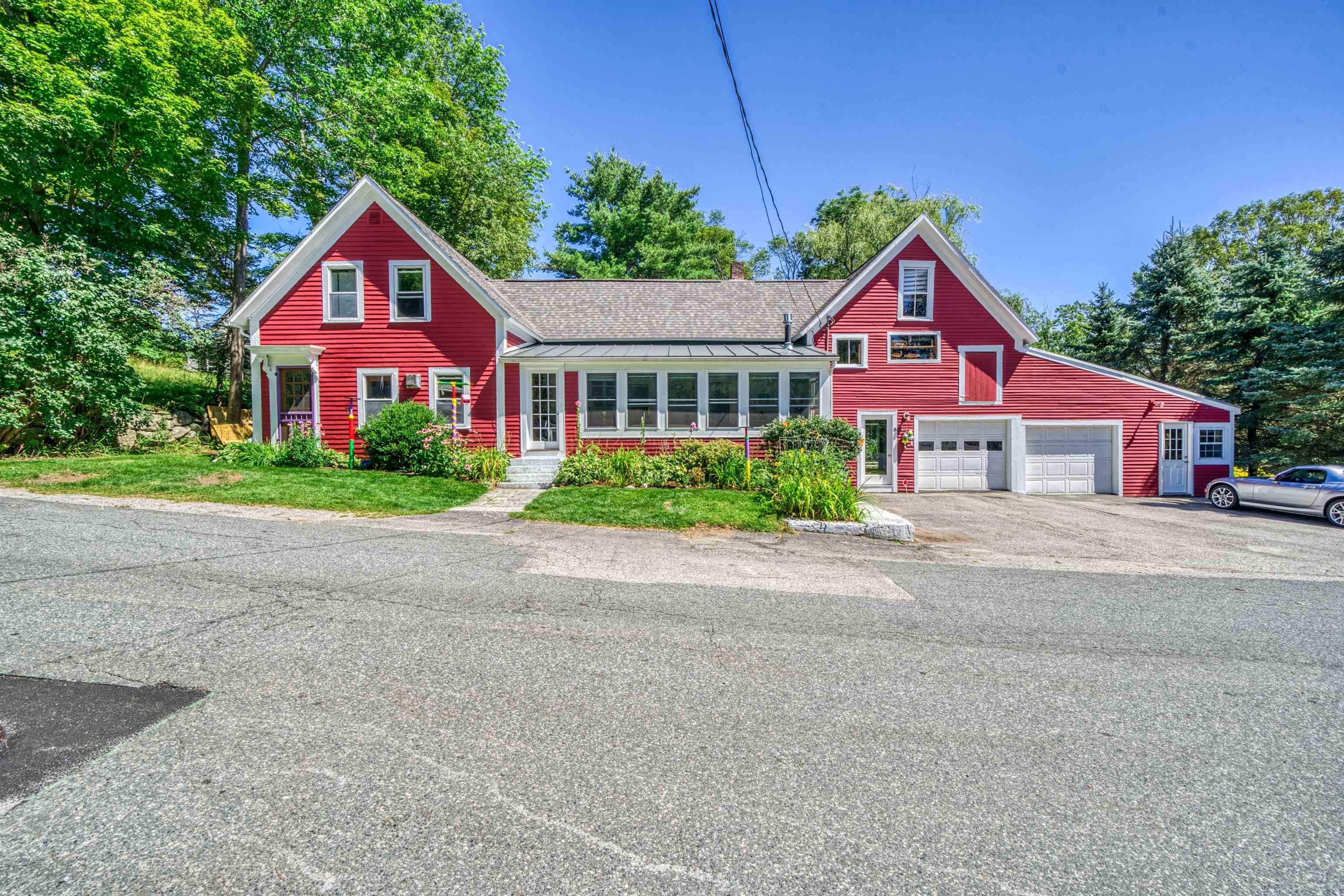 8 School St, Sunapee, NH 03782 MLS 4967311 Coldwell Banker