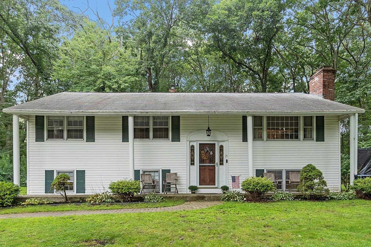 15 Clydesdale Ave, Pelham, NH 03076 MLS 4967630 Coldwell Banker