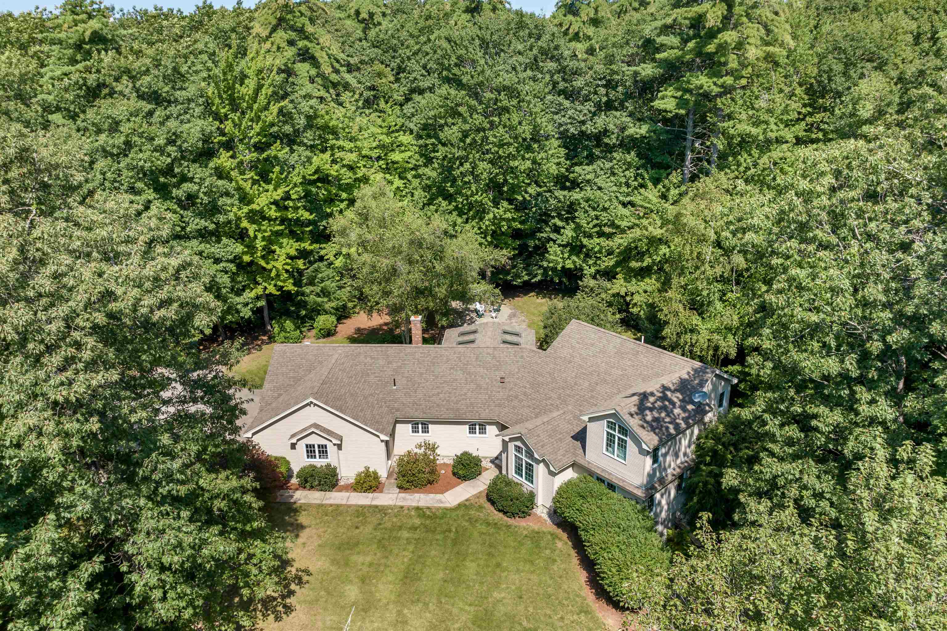 93 Spruce Rd, Wolfeboro, NH 03894 MLS 4967731 Coldwell Banker