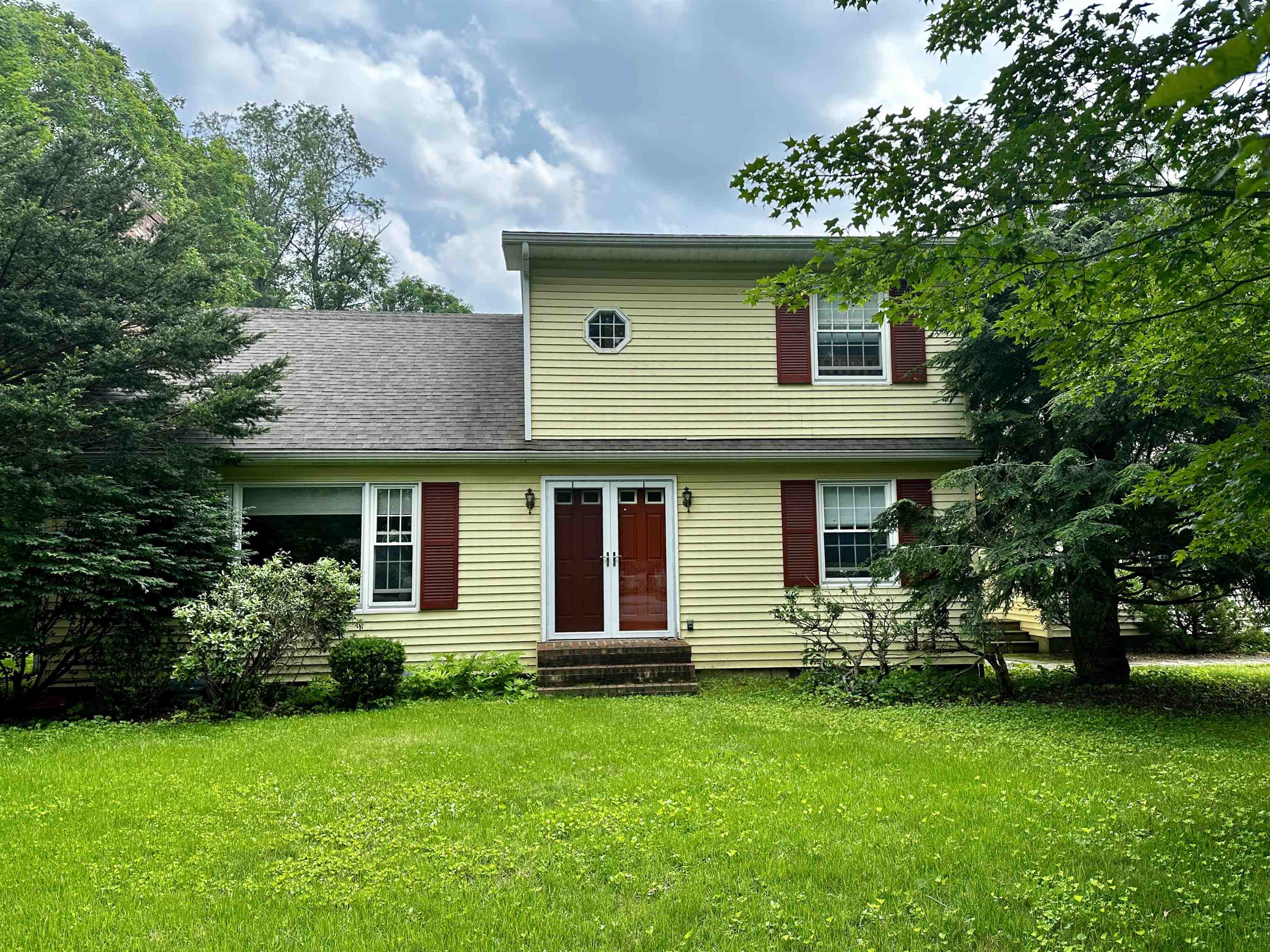 59 Raymond Cir, Hartford, VT 05001 MLS 4970776 Coldwell Banker