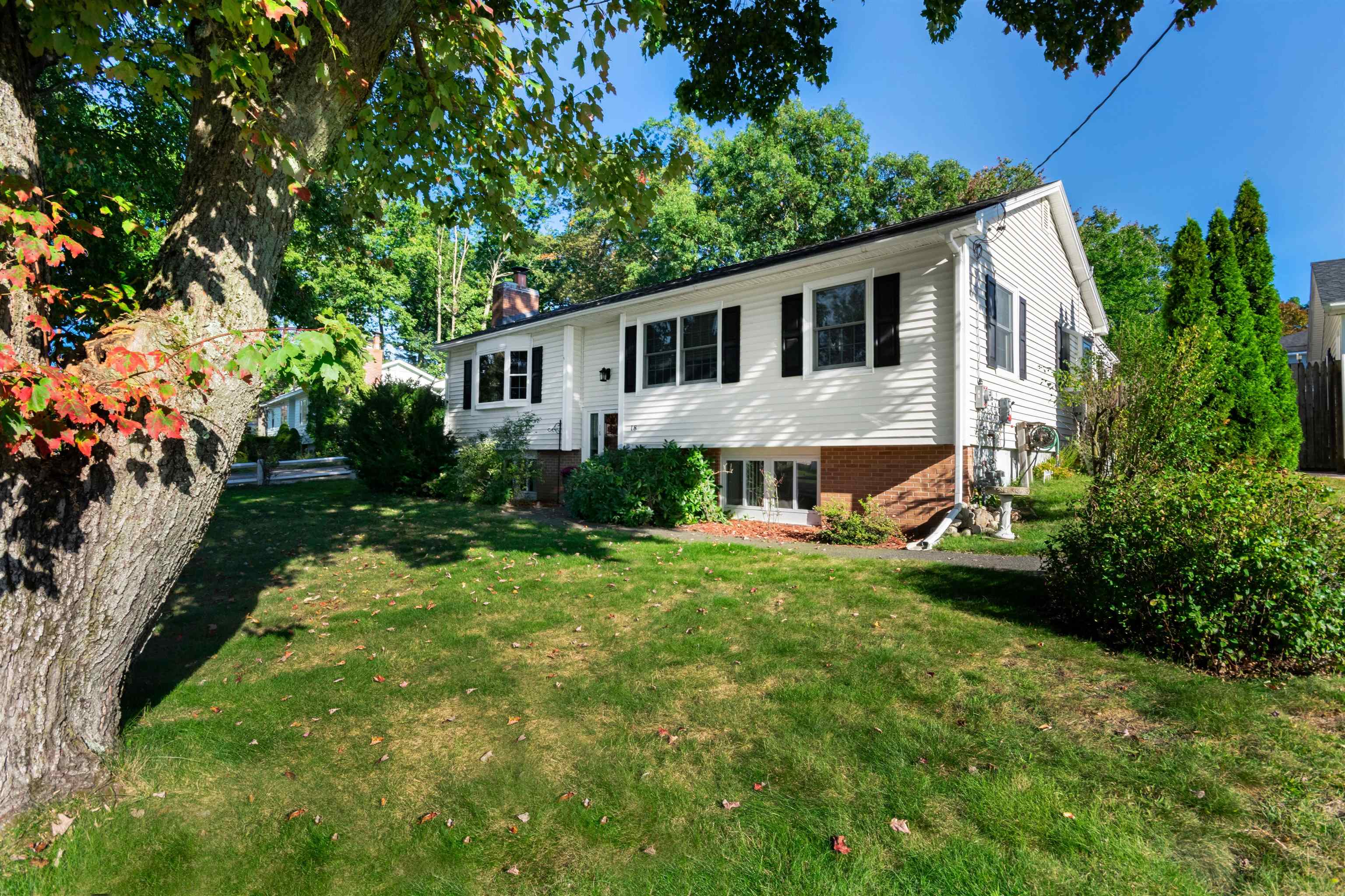 18 Cedar St, Hudson, NH 03051 MLS 4972997 Coldwell Banker