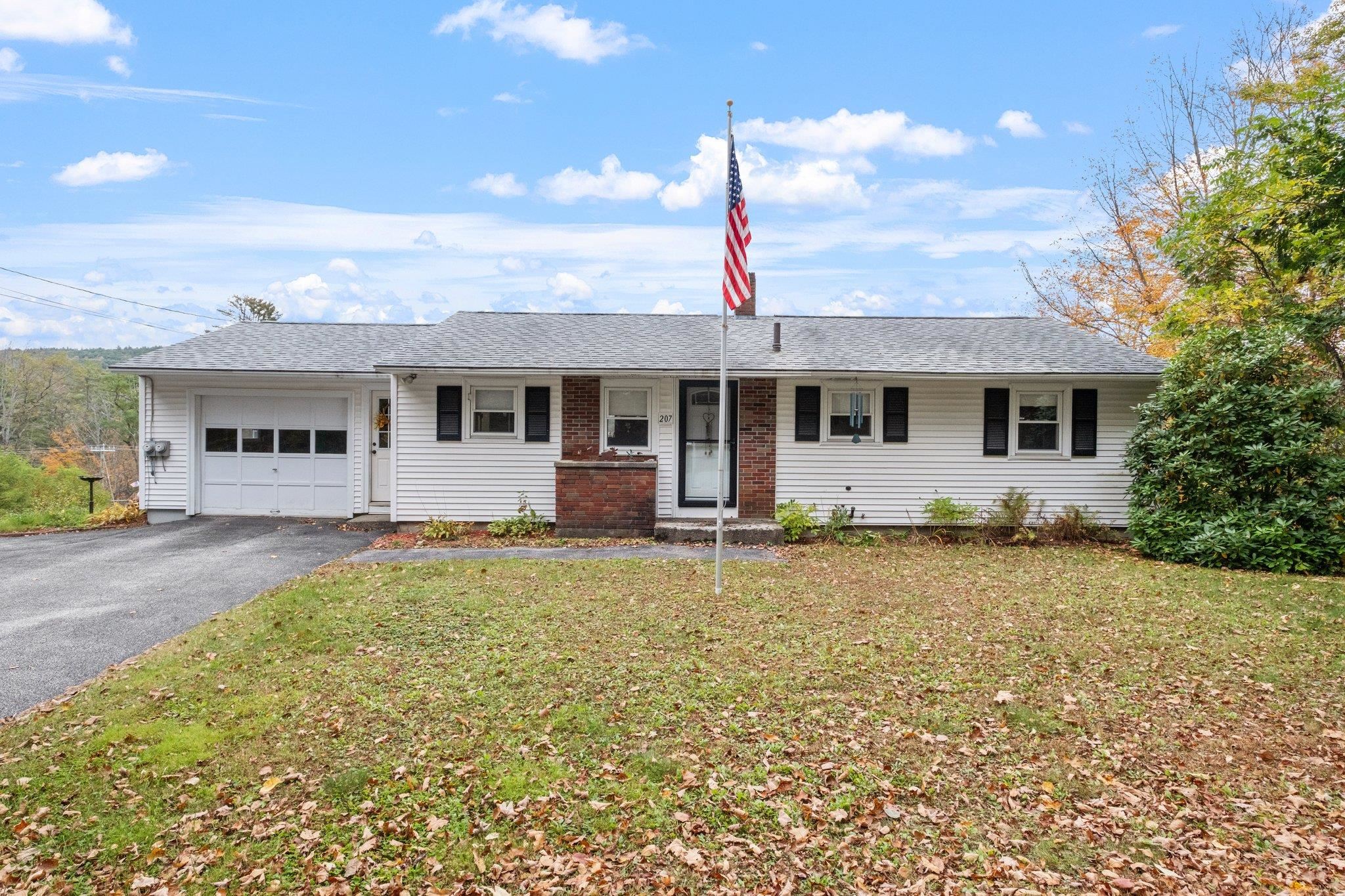 207 Pine St, Newport, NH 03773 MLS 4973797 Coldwell Banker