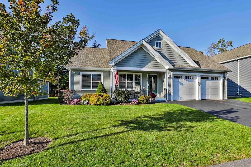 157 Shore Dr, Nashua, NH 03062 MLS 4974993 Coldwell Banker