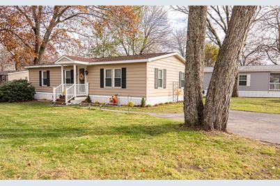 2 Parklane Road, Hampstead, NH 03841 - Photo 1