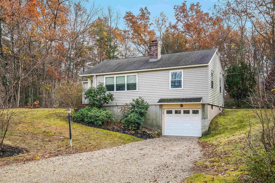 61 Stearns Rd, Amherst, NH 03031 MLS 4977948 Coldwell Banker