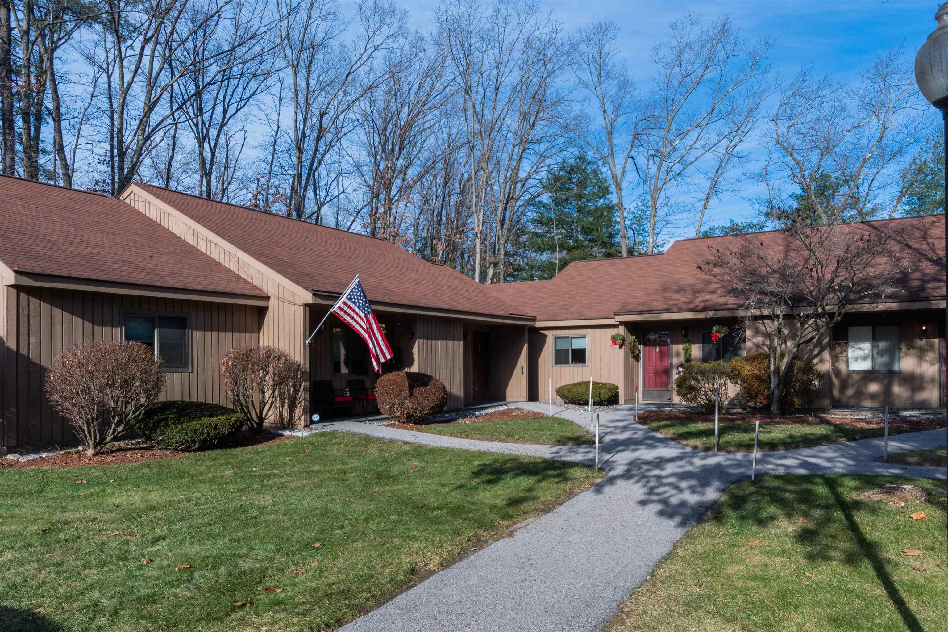 5 Essex Green Ct, Merrimack, NH 03054 MLS 4979923 Coldwell Banker