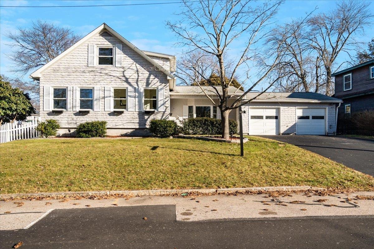 61 Woodland Ave, Manchester, NH 03109 MLS 4980890 Coldwell Banker