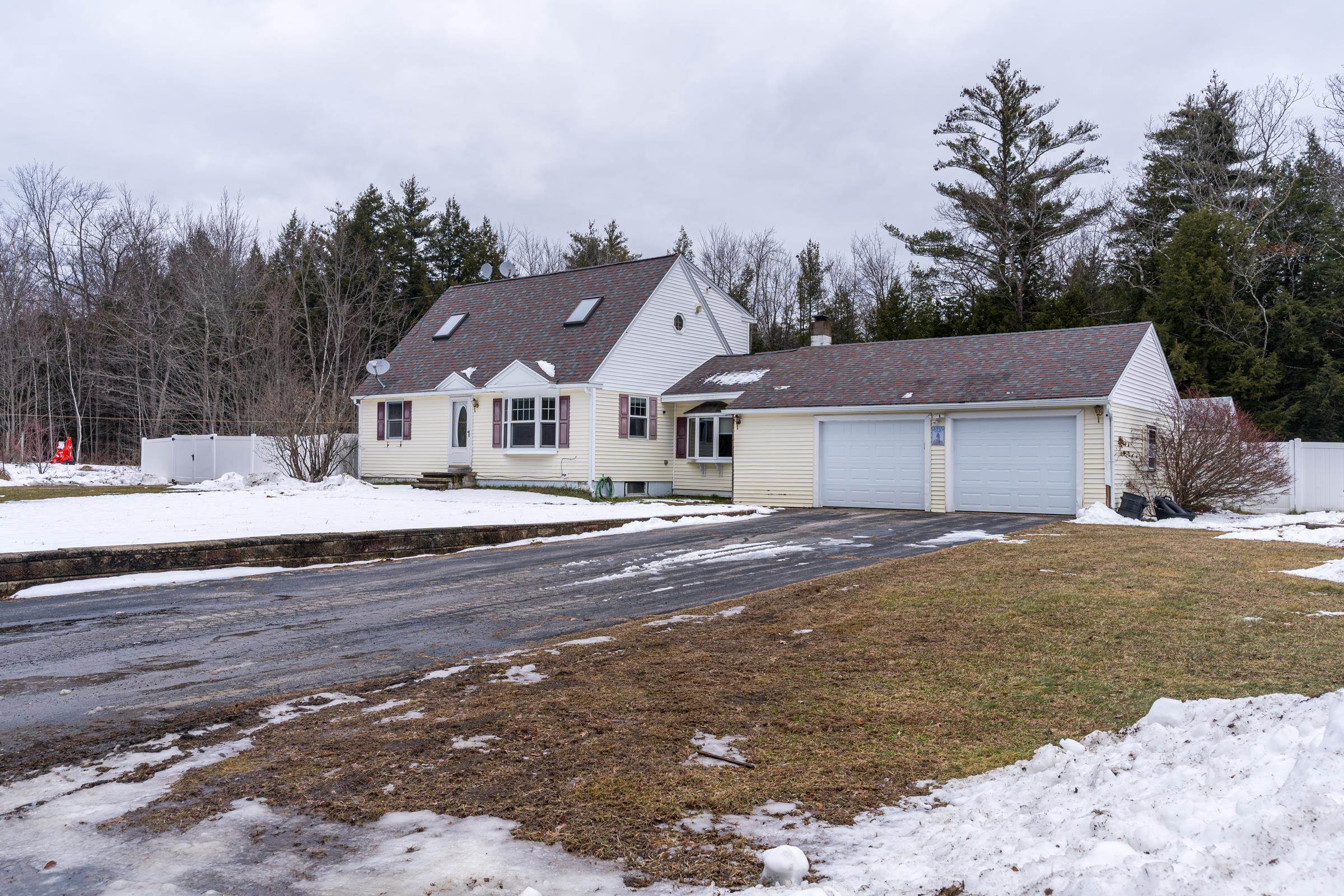 33 Foxtrot Dr, Farmington, NH 03835 MLS 4982042 Coldwell Banker