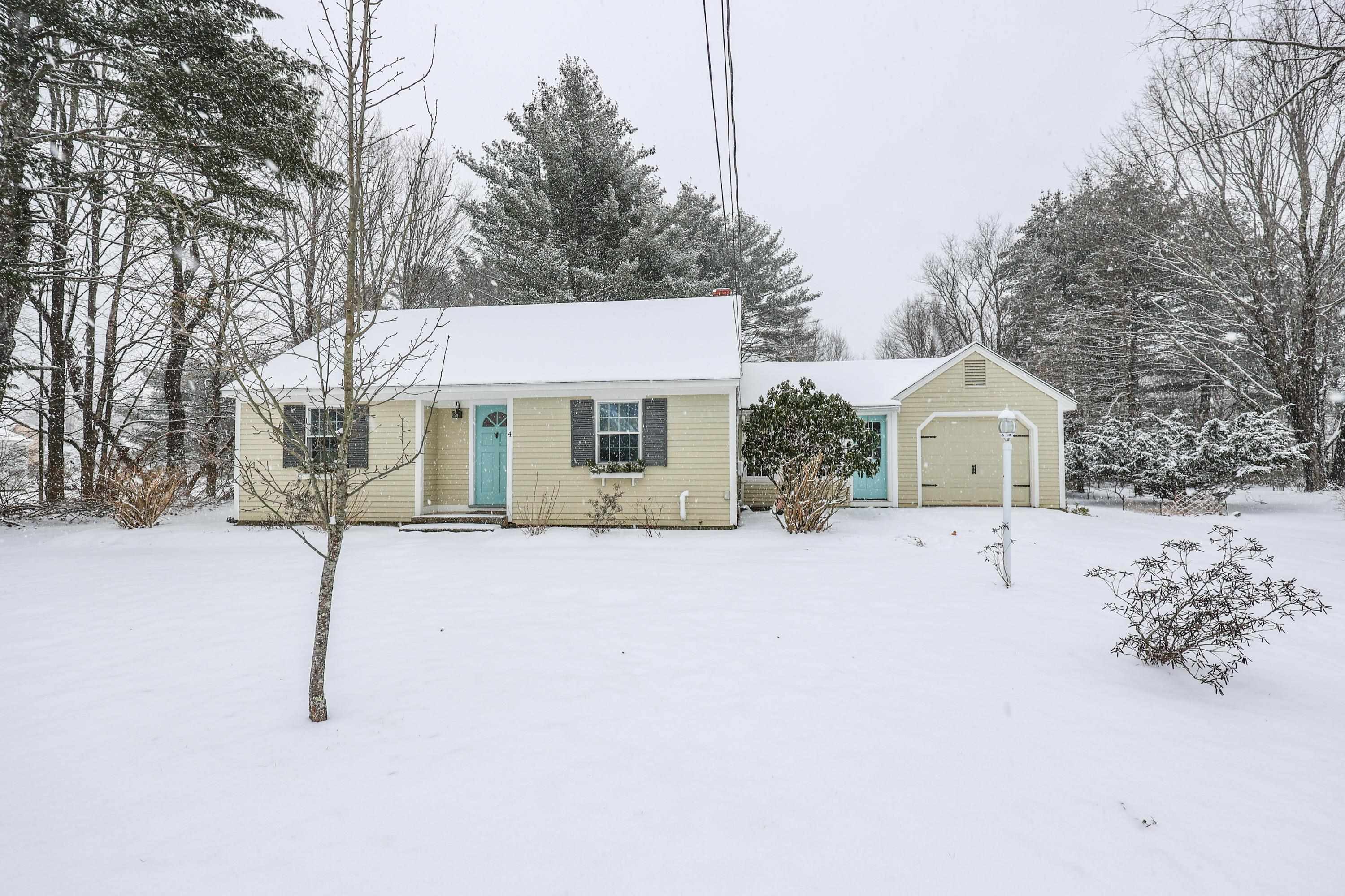 4 Sunset Rd, Amherst, NH 03031 MLS 4982417 Coldwell Banker