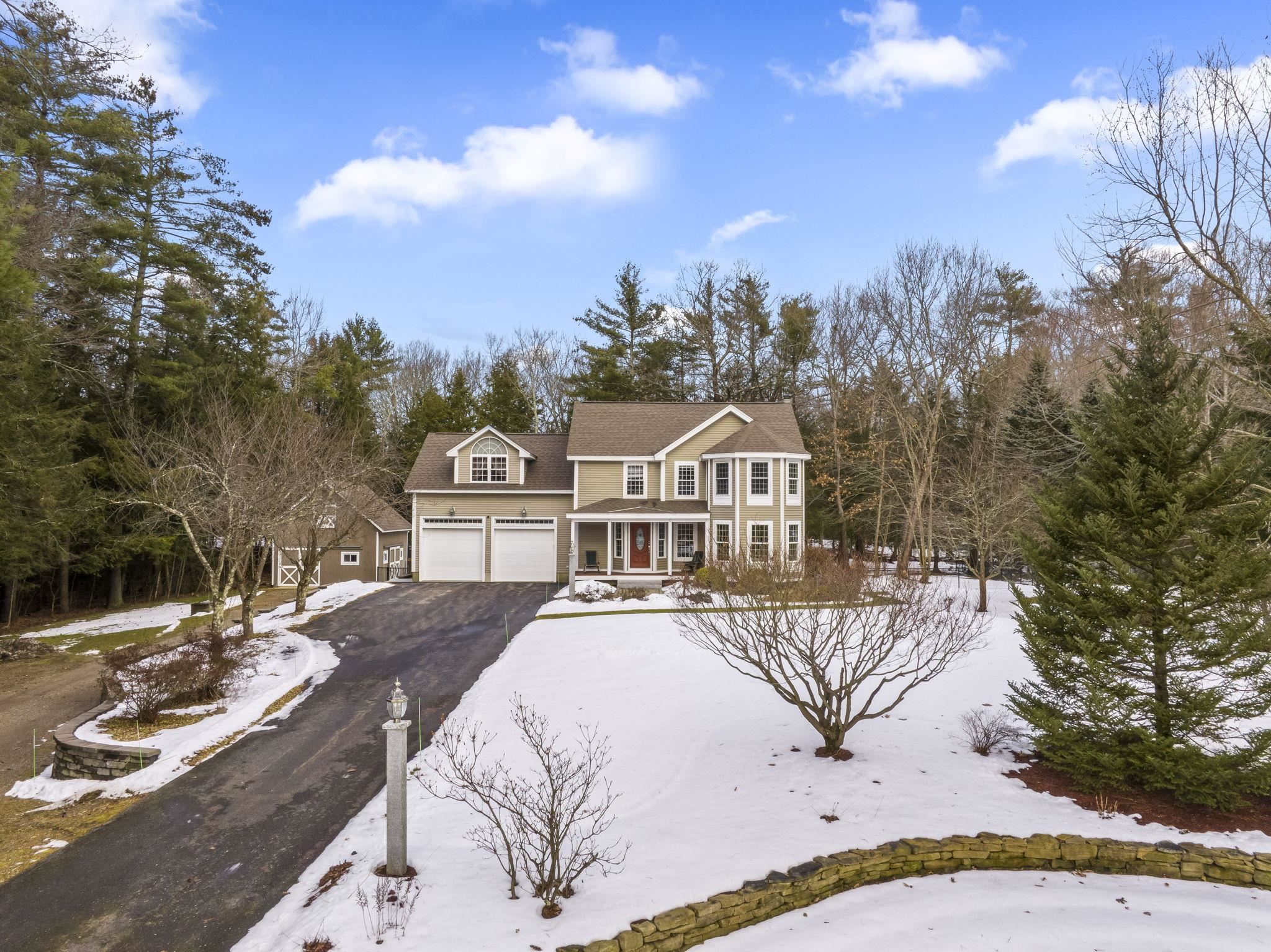 11 Carlisle Dr, Litchfield, NH 03052 MLS 4982447 Coldwell Banker