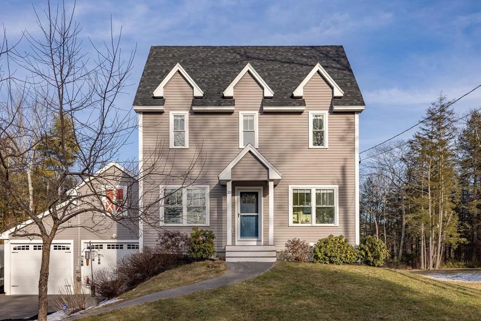 33 Greenbriar Dr, Eliot, ME 03903 MLS 4984857 Coldwell Banker