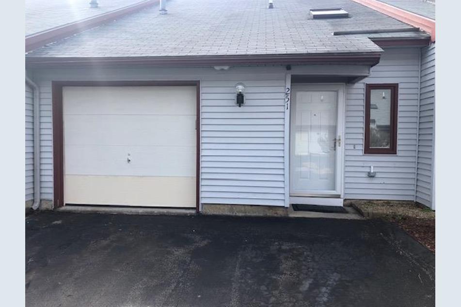 251 Stonebridge Dr, Nashua, NH 03063 MLS 4987608 Coldwell Banker