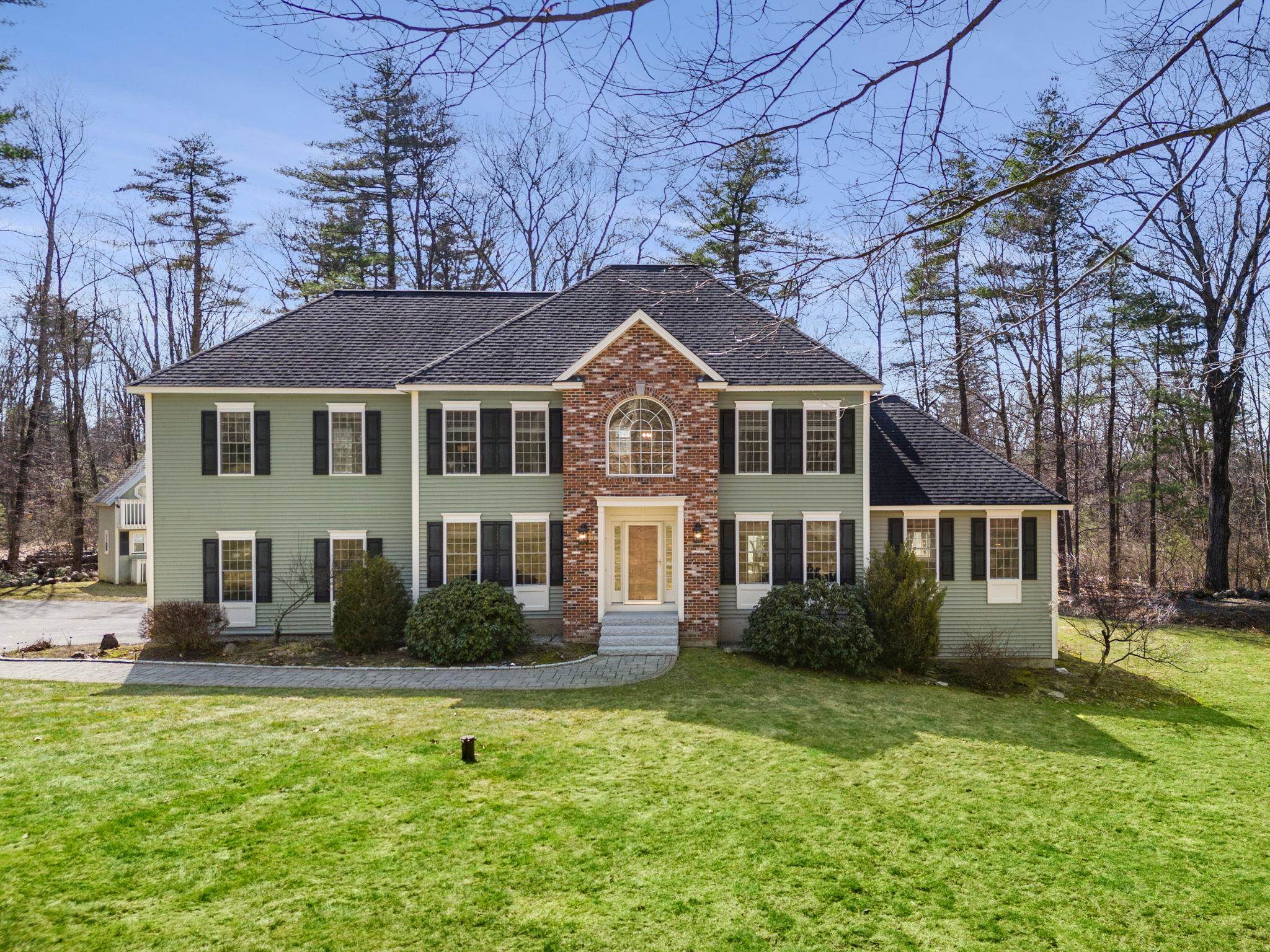 23 Welch Rd, Londonderry, NH 03053 MLS 4988407 Coldwell Banker