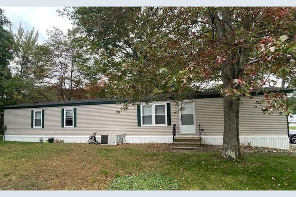 423 Sherwood Glen, Somersworth, NH 03878 MLS 4990966 Coldwell Banker