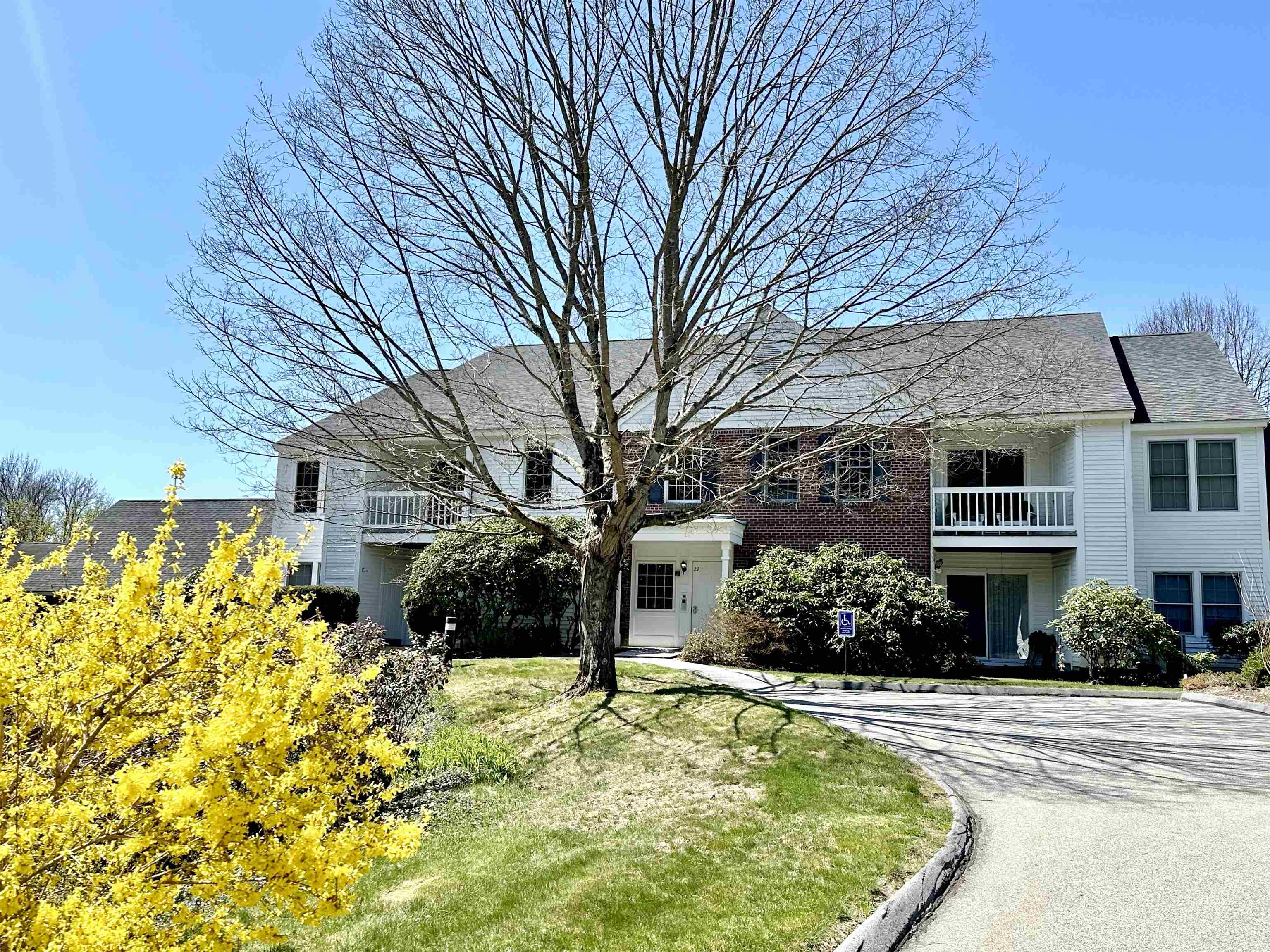 22 Windsor Ct F, Keene, NH 03431 MLS 4992707 Coldwell Banker