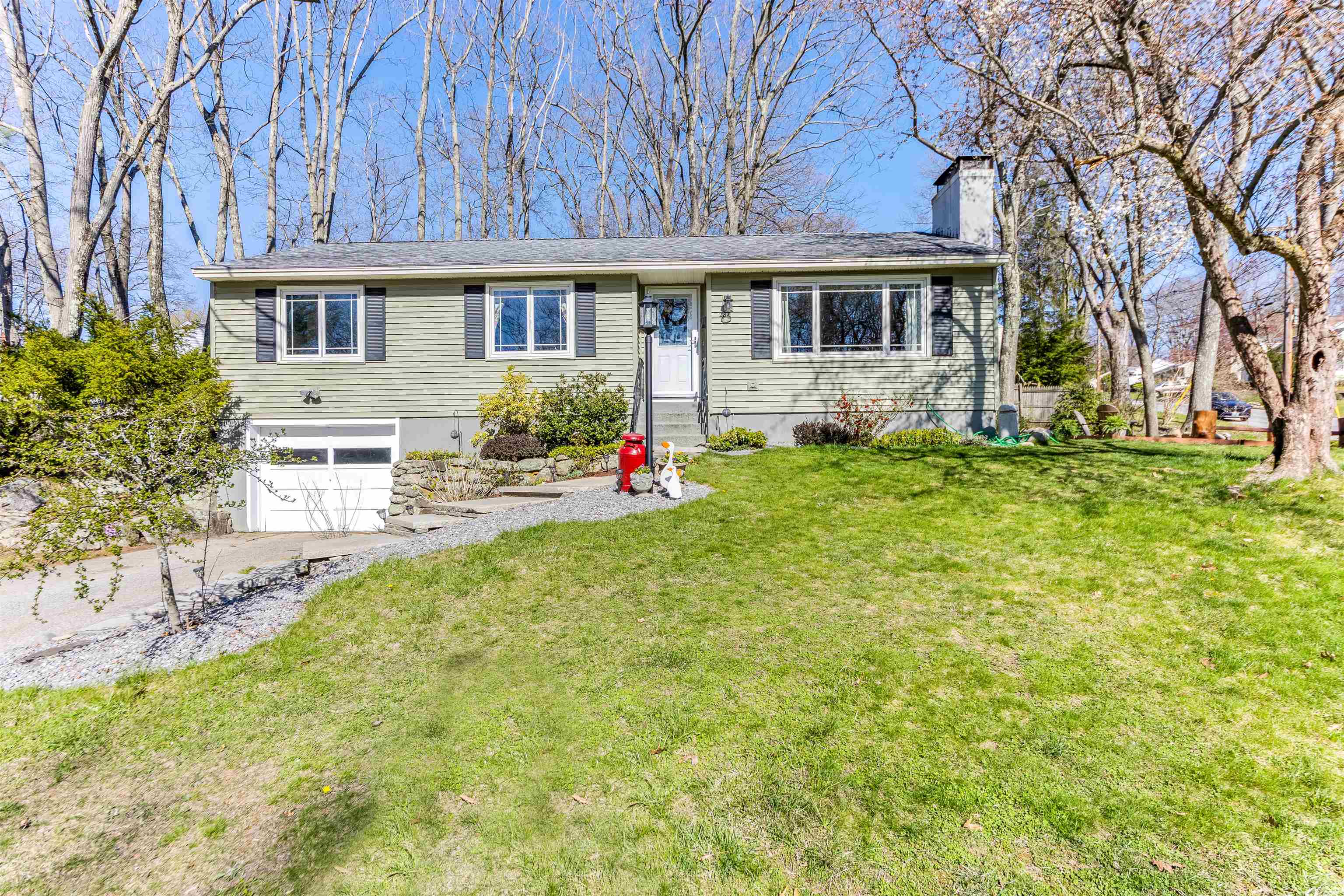 287 Pickering St, Manchester, NH 03104 MLS 4993629 Coldwell Banker