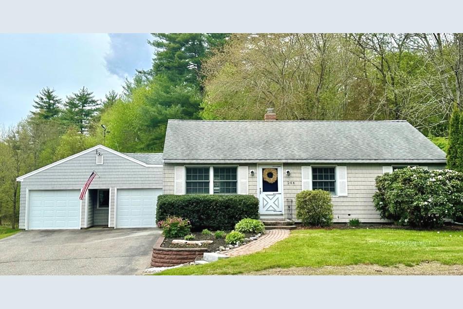 244 Atlantic Ave, North Hampton, NH 03862 MLS 4995824 Coldwell Banker