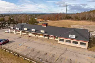 11 Tracy Ln, Hudson, NH 03051 - Photo 1