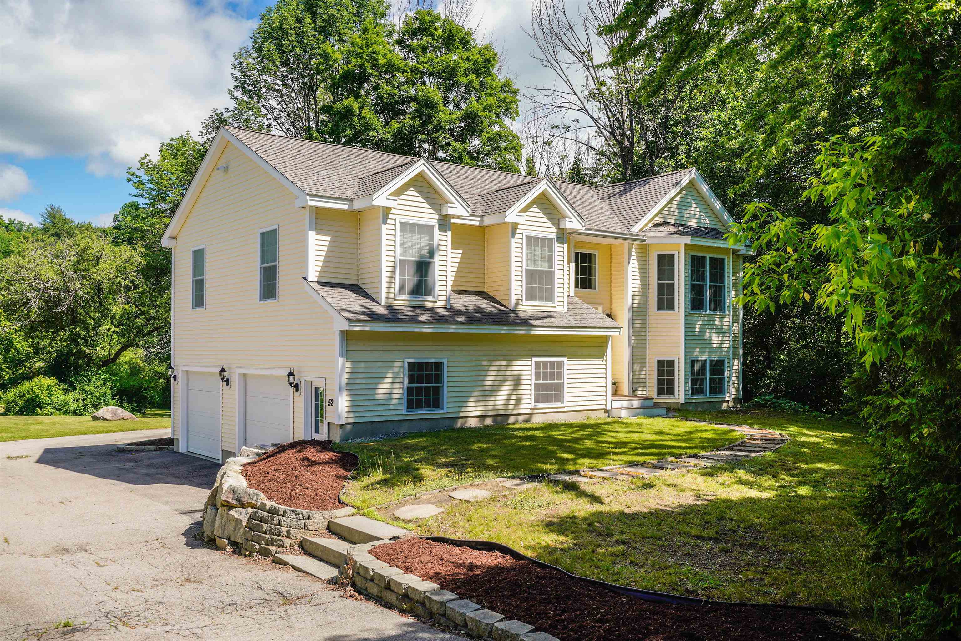 52 Whitehall Rd, Hooksett, NH 03106 MLS 4999932 Coldwell Banker