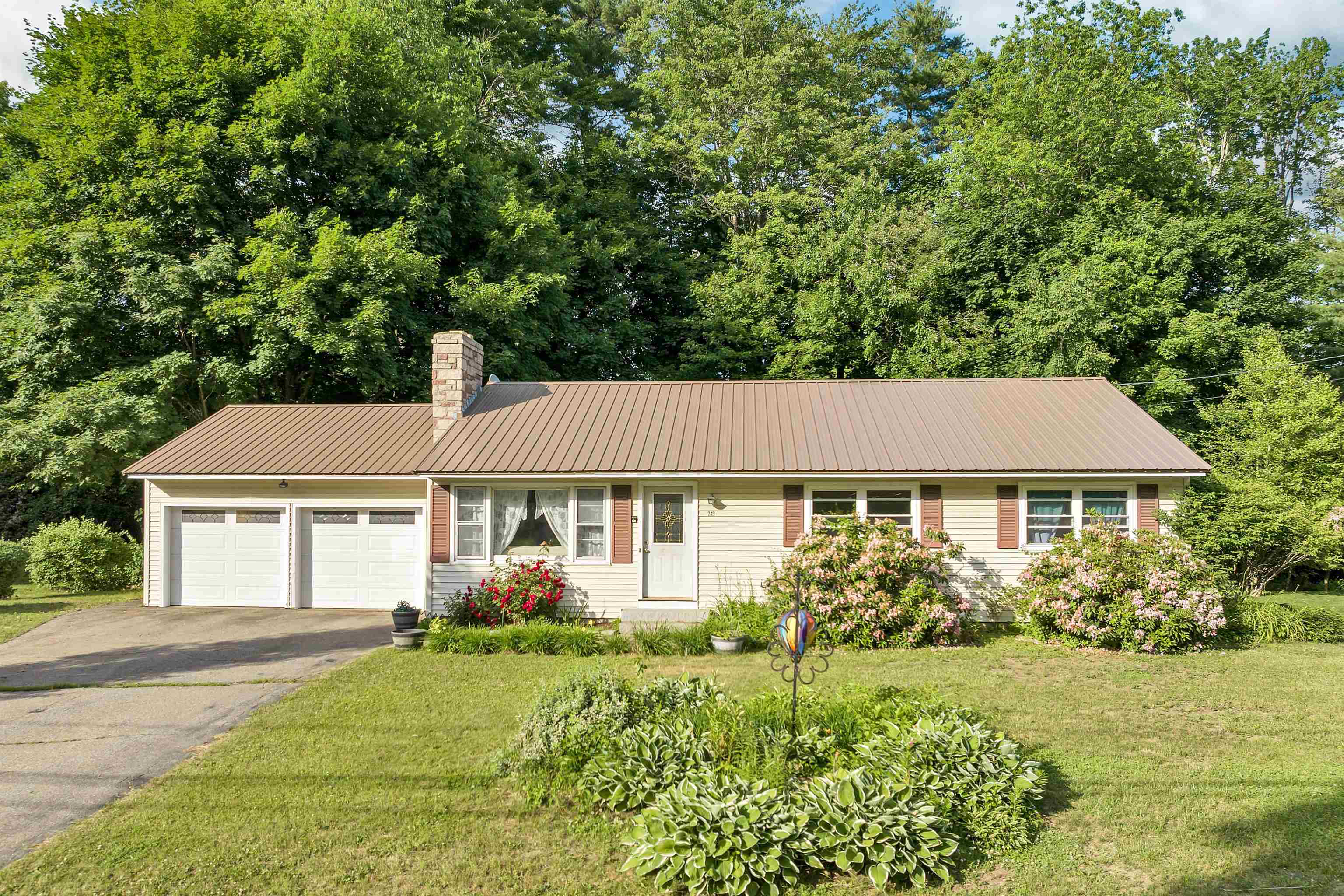 249 Holman St, Laconia, NH 03246 MLS 5000275 Coldwell Banker