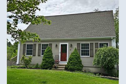 10 Cobble Hill Drive, Dover, NH 03820 - Photo 1