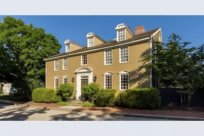 27 Hancock Street, Portsmouth, NH 03801 - Photo 1