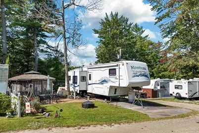 554 Endicott St N #57, Laconia, NH 03246 - Photo 1