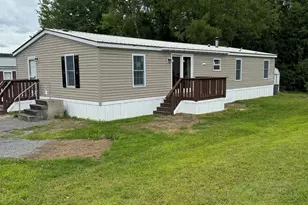 134 Pebblewood Dr, Charlestown, NH 03603 - Photo 1