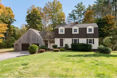 571 Portland Avenue, Rollinsford, NH 03869 - Photo 1