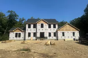 139-3 Hardy Rd, Londonderry, NH 03053 - Photo 1