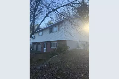 37 Frontage Road, Manchester, NH 03103 - Photo 1
