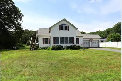 55 Horseshoe Avenue, Hartford, VT 05001 - Photo 1