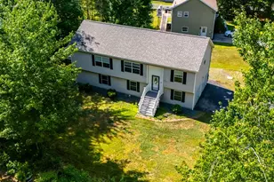 29 Ossipee Lake Dr, Ossipee, NH 03814 - Photo 1