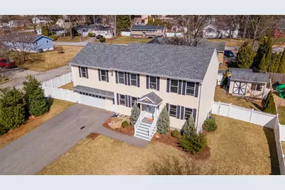 7 Carlisle Road, Nashua, NH 03062 - Photo 1