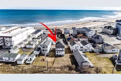 401B Ocean Boulevard #1, Hampton, NH 03842 - Photo 1