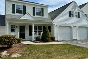 4 Bow Center Rd, Bow, NH 03304 - Photo 1