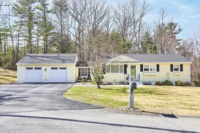 9 Robin Road, Derry, NH 03038 - Photo 1