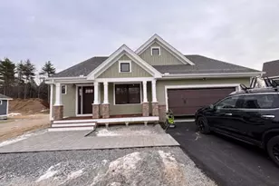 17 Edgewater Dr, Brentwood, NH 03833 - Photo 1