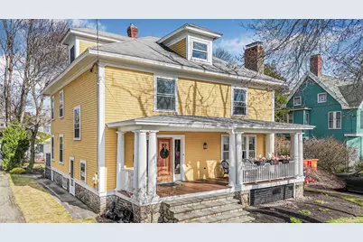 945 Chestnut Street, Manchester, NH 03104 - Photo 1