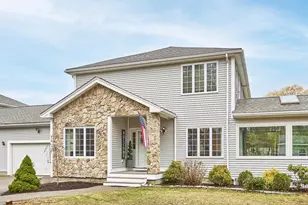 914 Portsmouth Ave, Greenland, NH 03840 - Photo 1